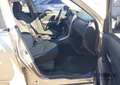 2006 Suzuki Grand Vitara Premium from USA, damaged, VIN JS3TE943464101455